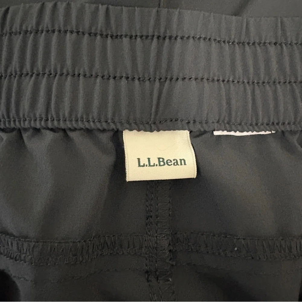 L.L. Bean Black UPF 50+ Stretch Board Shorts - Picture 9 of 13